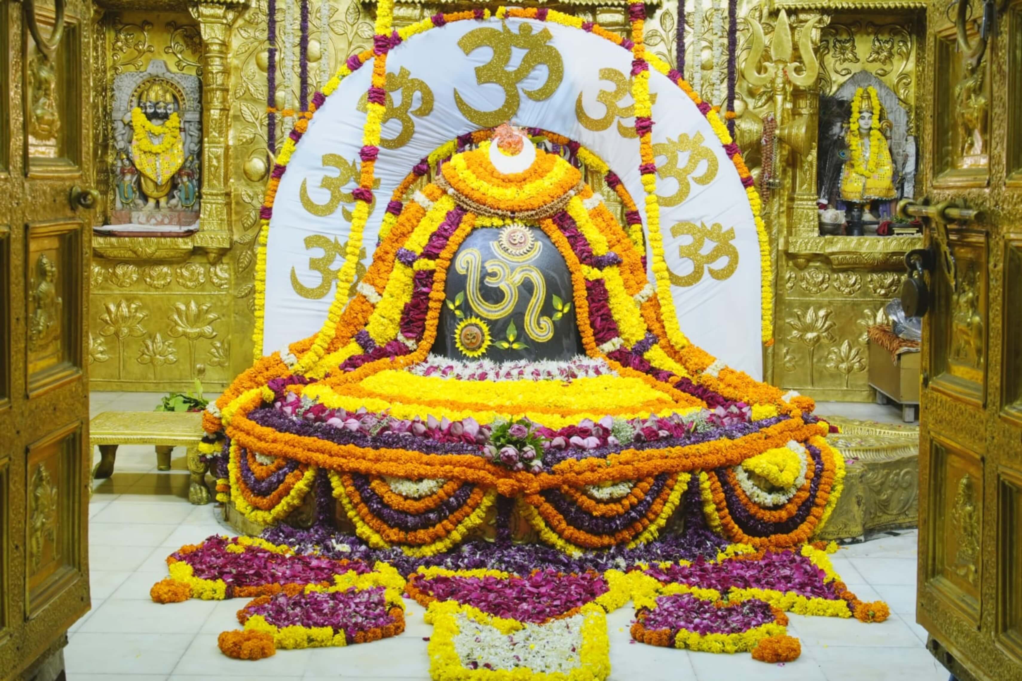 Somnath Temple near Arabian Sea 1